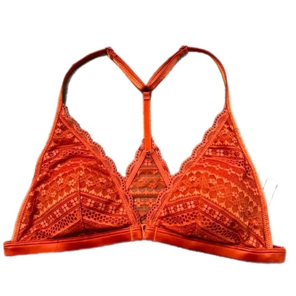 Victoria’s Secret Lined ( padded ) Daisy lace T back triangle bralette Clay M